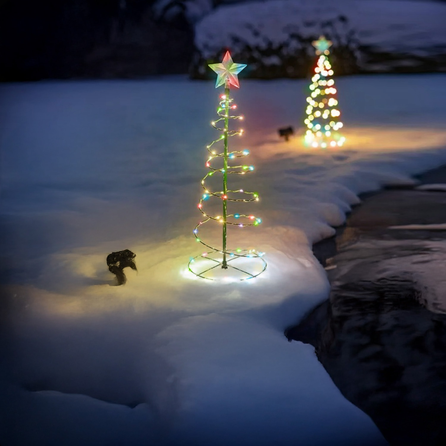 decoración para árbol de navidad, forma de cono, iluminación solar rgby, 2m y 1m; ideal para embellecer espacios navideños y decorar exteriores.